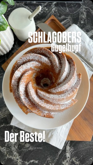 Der luftigste, fluffigste, flaumigste, beste Gugelhupf aller Zeiten - der SCHLAGOBERSGUGELHUPF.
Oder was meint ihr? Liege leider immer noch krank daheim, daher müsst ihr leider diesen Gugelhupf nochmal backen. Oder habt ihr ihn noch gar nicht ausprobiert? Dann wird es definitiv Zeit dafür!
Den Link zum Rezept gibt’s in der Bio!
#schlagobersgugelhupf #bundtcake #bestergugelhupf #binekocht #gugelhupf